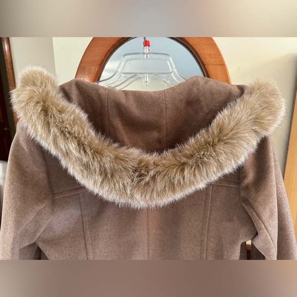 NWOT Nordstrom SACHI Winter Collection with Fox Fur Hood Size Large - Picture 3 of 5
